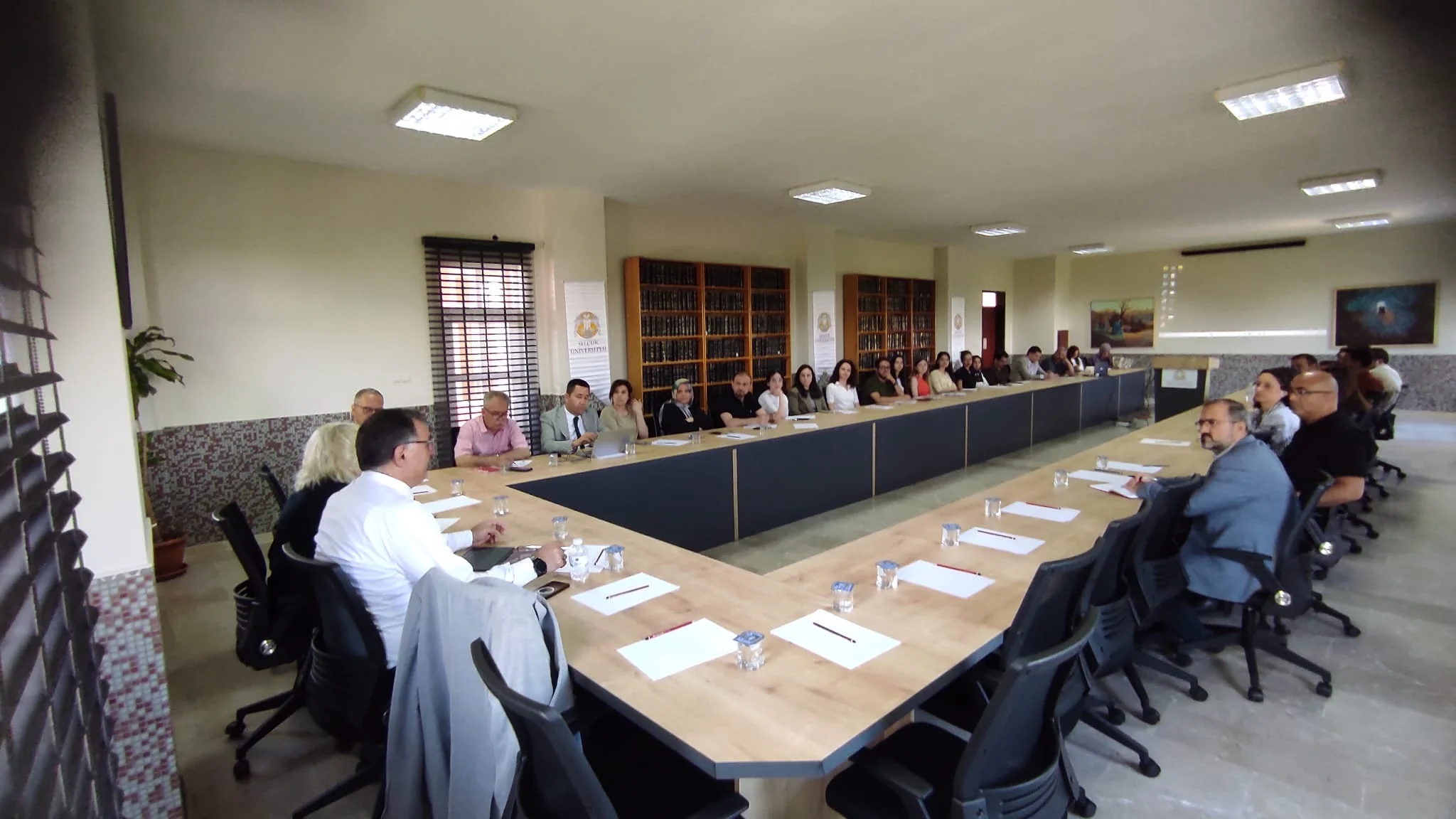 Fakültemizde Proje Değerlendirme Toplantısı Gerçekleştirildi